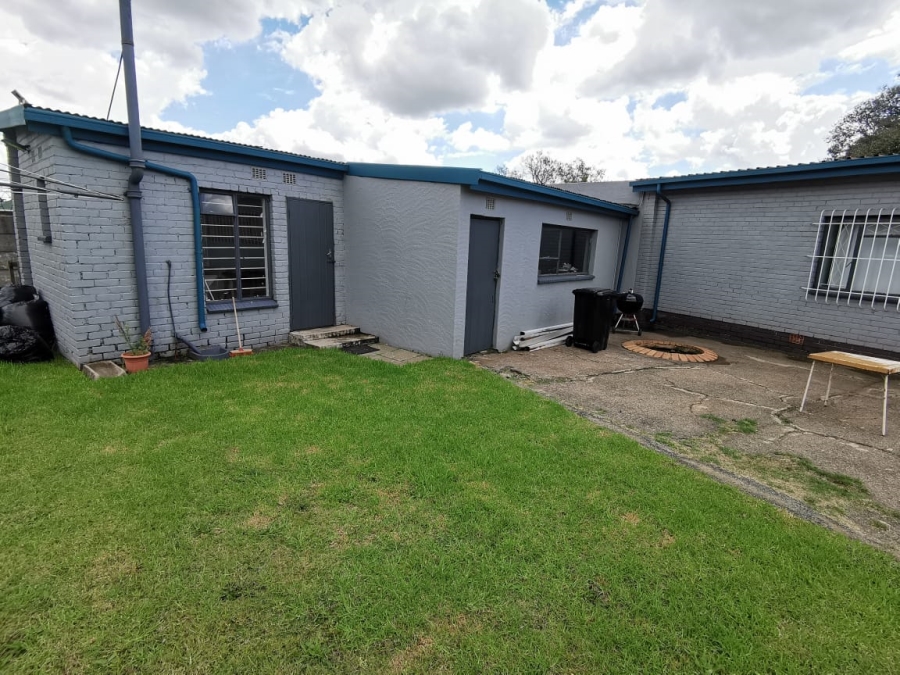 6 Bedroom Property for Sale in Brenthurst Gauteng