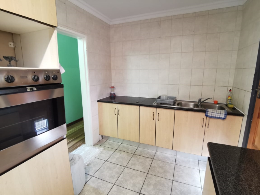 6 Bedroom Property for Sale in Brenthurst Gauteng