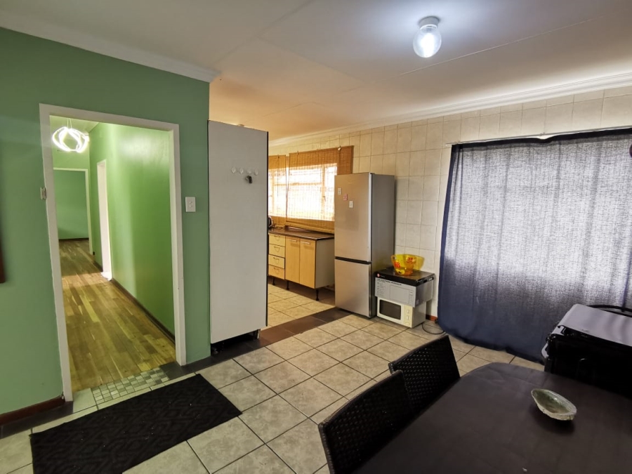 6 Bedroom Property for Sale in Brenthurst Gauteng