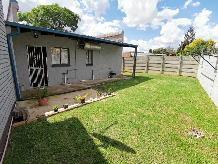 6 Bedroom Property for Sale in Brenthurst Gauteng