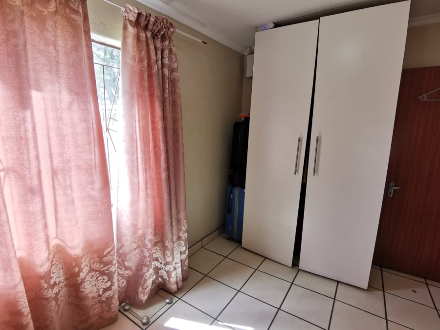 6 Bedroom Property for Sale in Brenthurst Gauteng