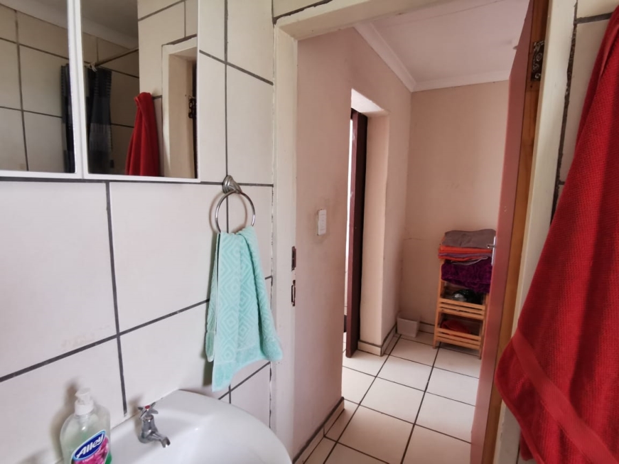 6 Bedroom Property for Sale in Brenthurst Gauteng