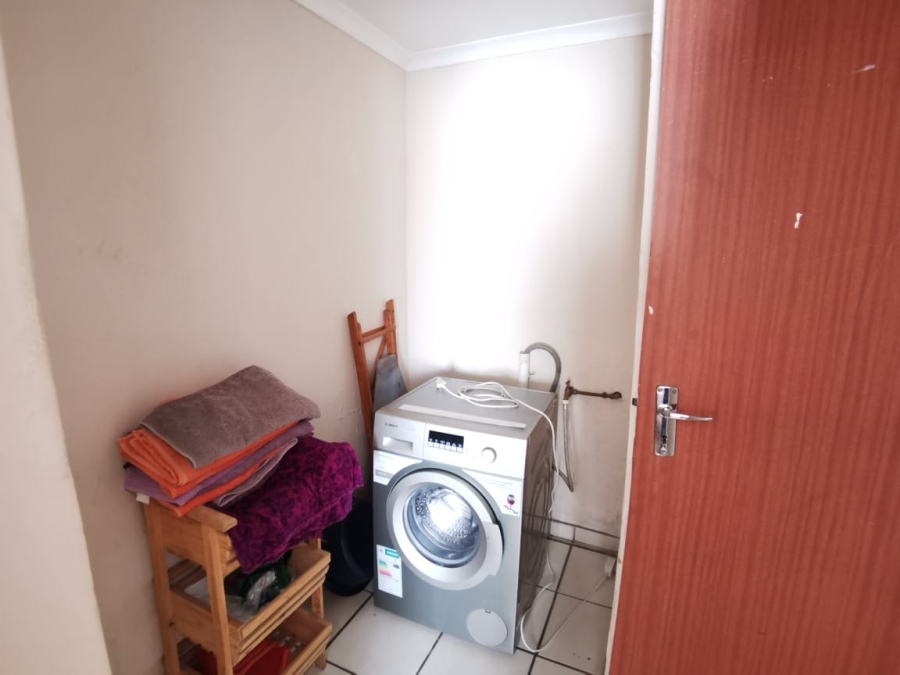 6 Bedroom Property for Sale in Brenthurst Gauteng