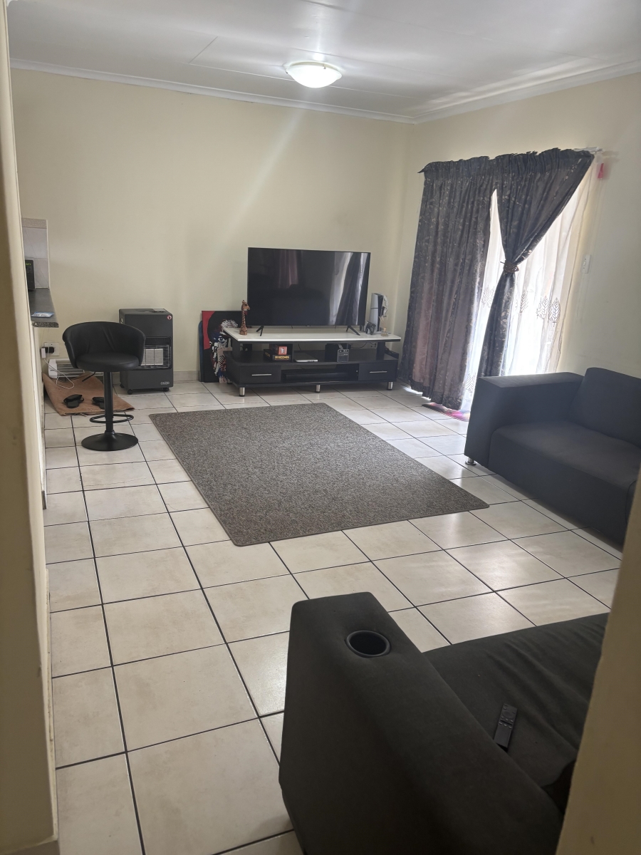 To Let 2 Bedroom Property for Rent in Castleview Gauteng