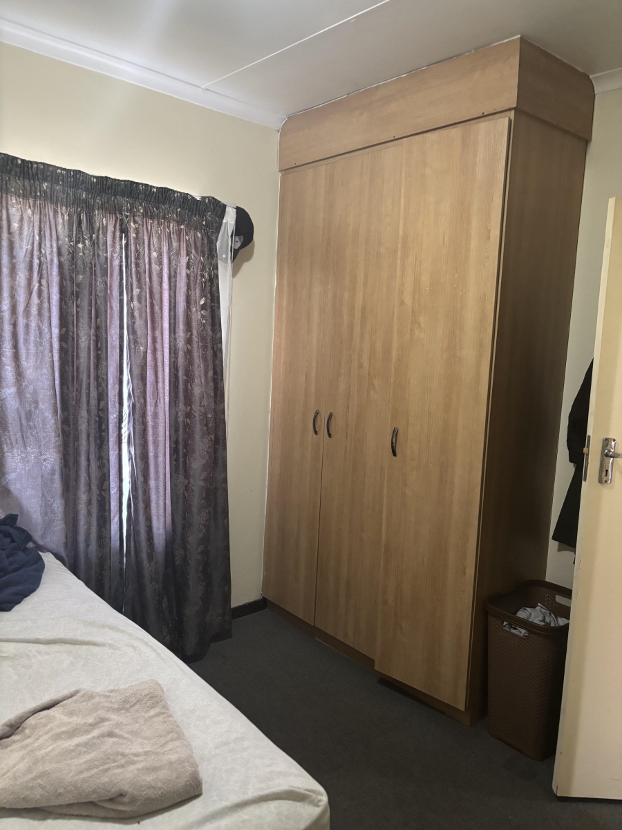 To Let 2 Bedroom Property for Rent in Castleview Gauteng