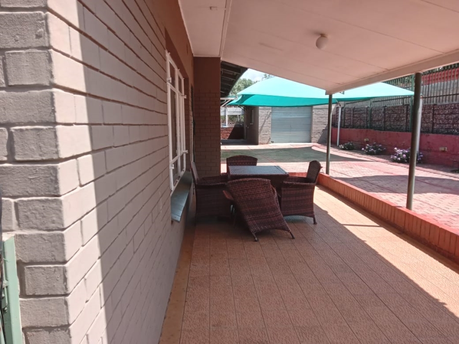 3 Bedroom Property for Sale in Mountain View Gauteng