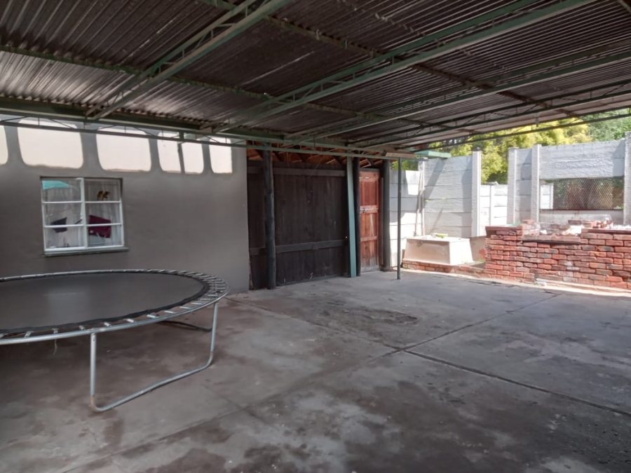 3 Bedroom Property for Sale in Mountain View Gauteng