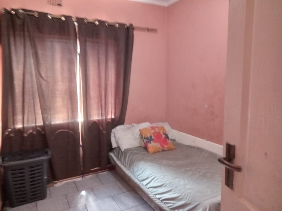 3 Bedroom Property for Sale in Mountain View Gauteng