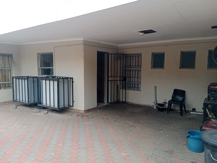 31 Bedroom Property for Sale in Vanderbijlpark SE 7 Gauteng