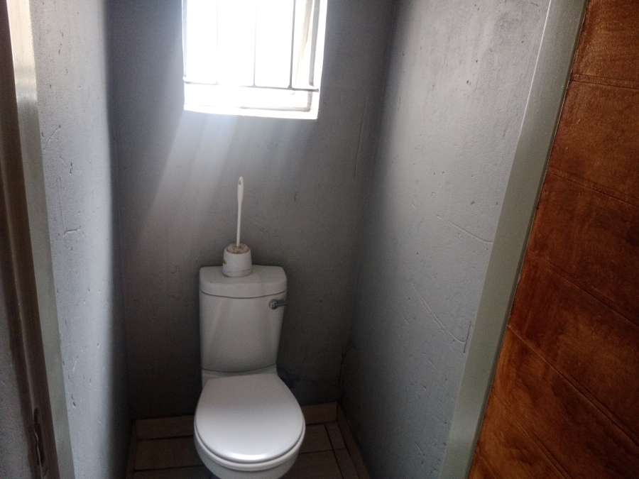 31 Bedroom Property for Sale in Vanderbijlpark SE 7 Gauteng