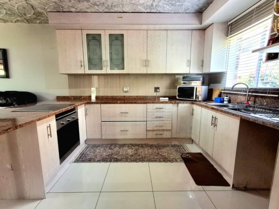 2 Bedroom Property for Sale in Eden Glen Gauteng