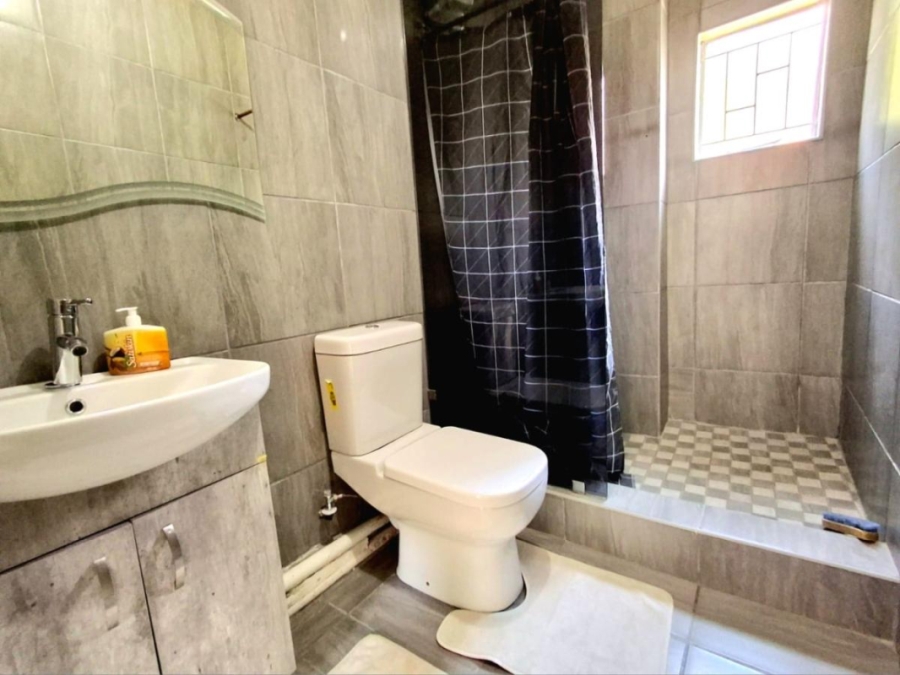 2 Bedroom Property for Sale in Eden Glen Gauteng