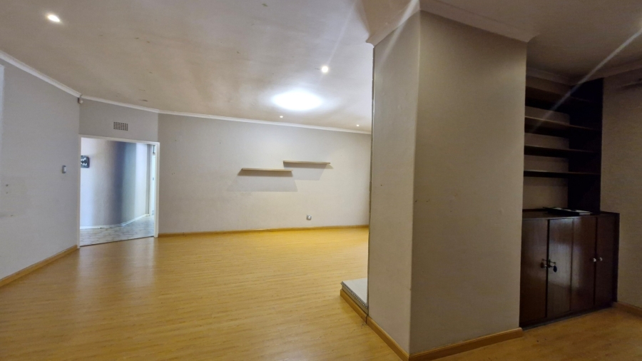 4 Bedroom Property for Sale in Lyndhurst Gauteng