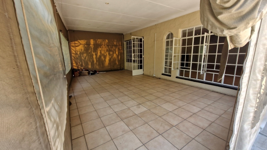 4 Bedroom Property for Sale in Lyndhurst Gauteng