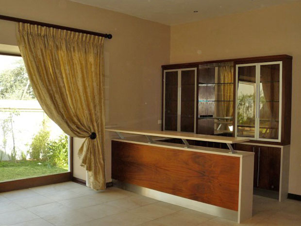 To Let 5 Bedroom Property for Rent in Benmore Gardens Gauteng