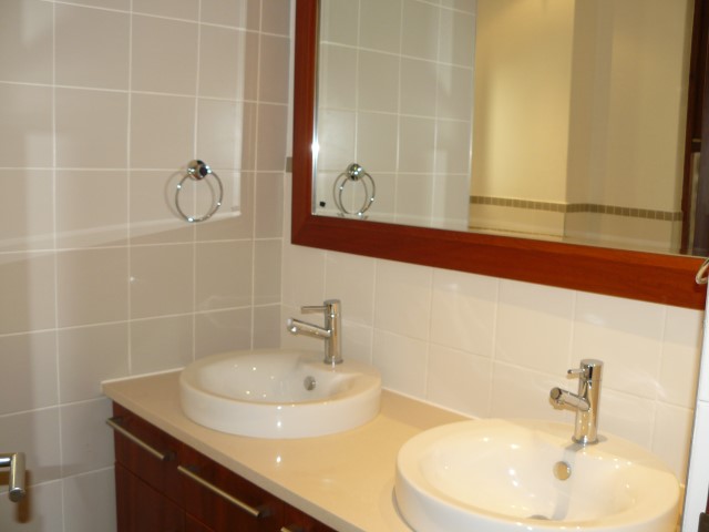 To Let 5 Bedroom Property for Rent in Benmore Gardens Gauteng