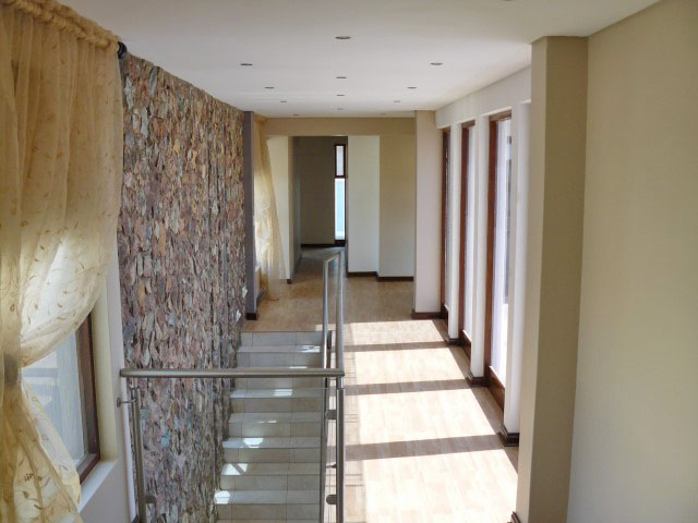 To Let 5 Bedroom Property for Rent in Benmore Gardens Gauteng