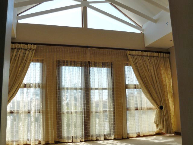 To Let 5 Bedroom Property for Rent in Benmore Gardens Gauteng