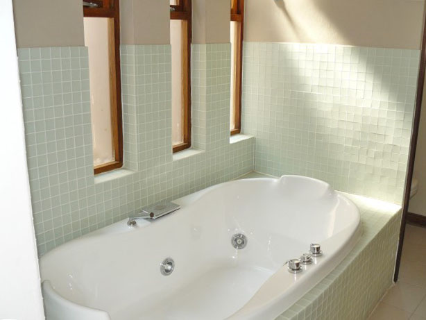 To Let 5 Bedroom Property for Rent in Benmore Gardens Gauteng