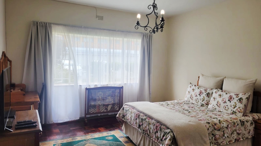 2 Bedroom Property for Sale in Linden Gauteng