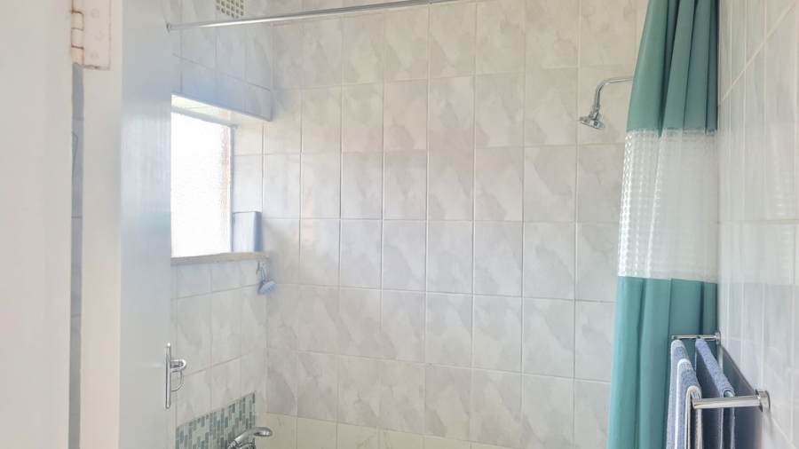 2 Bedroom Property for Sale in Linden Gauteng