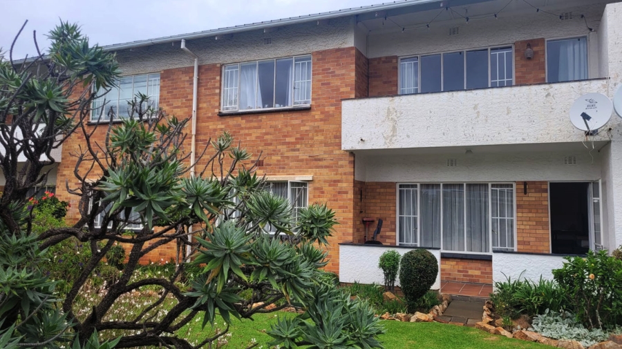 2 Bedroom Property for Sale in Linden Gauteng