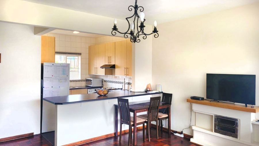 2 Bedroom Property for Sale in Linden Gauteng