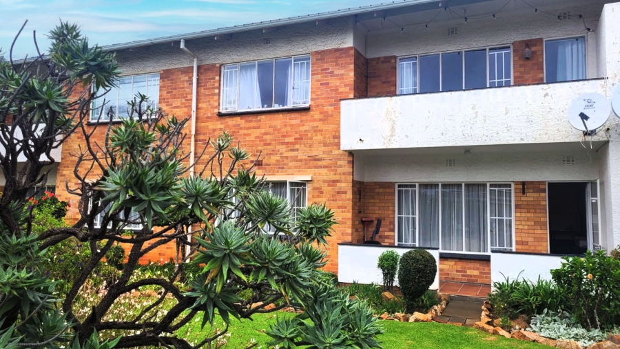 2 Bedroom Property for Sale in Linden Gauteng