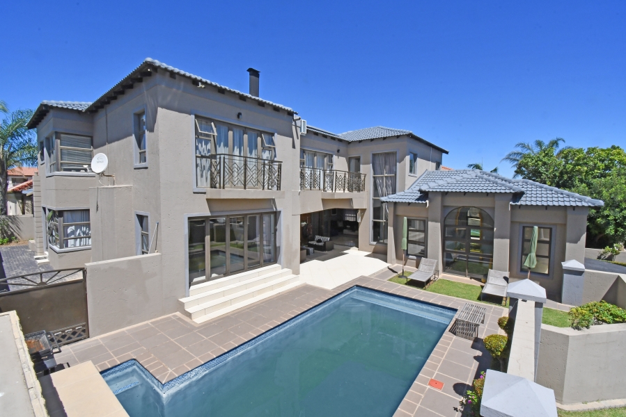 4 Bedroom Property for Sale in Blue Valley Golf Estate Gauteng