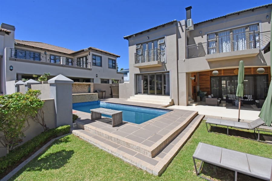 4 Bedroom Property for Sale in Blue Valley Golf Estate Gauteng