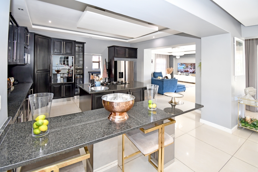 4 Bedroom Property for Sale in Blue Valley Golf Estate Gauteng