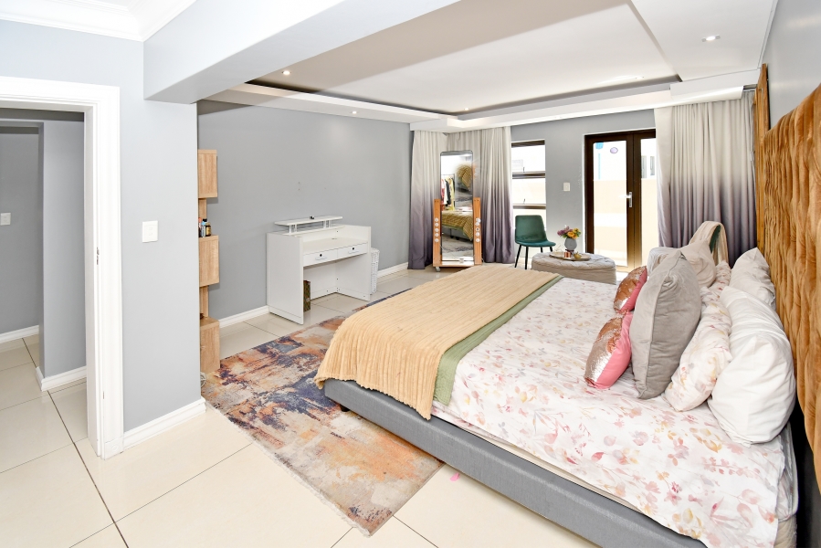 4 Bedroom Property for Sale in Blue Valley Golf Estate Gauteng