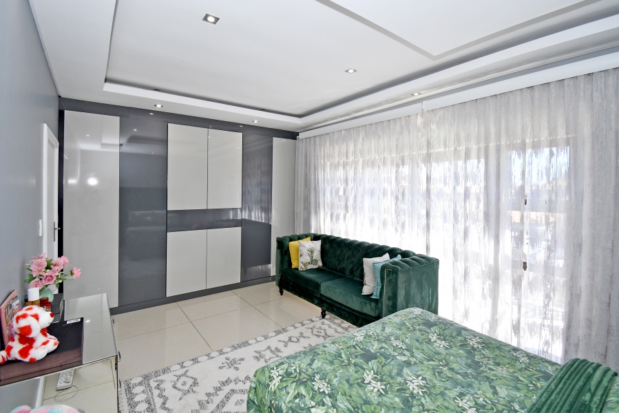 4 Bedroom Property for Sale in Blue Valley Golf Estate Gauteng