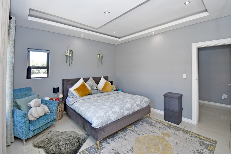 4 Bedroom Property for Sale in Blue Valley Golf Estate Gauteng