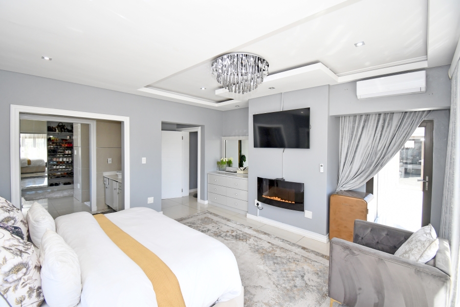 4 Bedroom Property for Sale in Blue Valley Golf Estate Gauteng