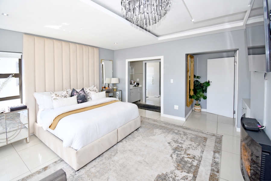 4 Bedroom Property for Sale in Blue Valley Golf Estate Gauteng