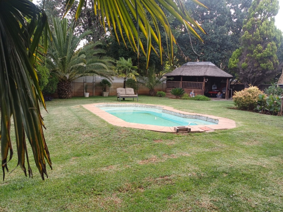 3 Bedroom Property for Sale in Rothdene Gauteng