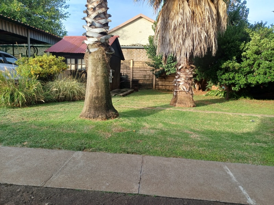 3 Bedroom Property for Sale in Rothdene Gauteng