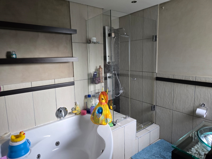 2 Bedroom Property for Sale in Linksfield Gauteng