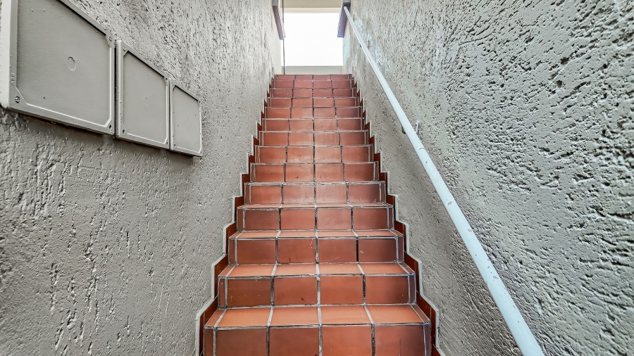 2 Bedroom Property for Sale in Linksfield Gauteng