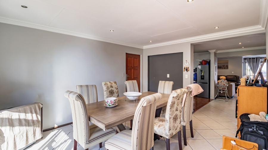 2 Bedroom Property for Sale in Linksfield Gauteng