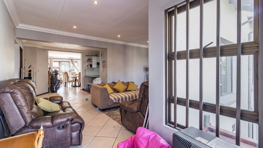 2 Bedroom Property for Sale in Linksfield Gauteng