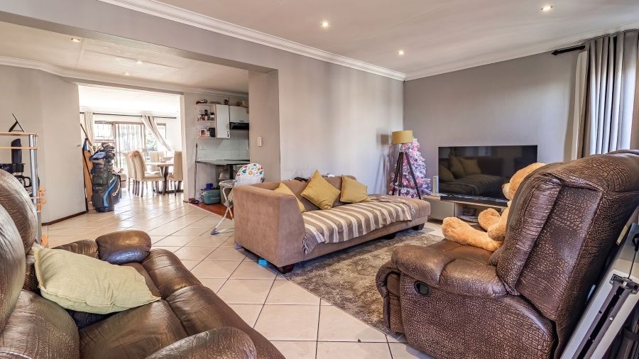 2 Bedroom Property for Sale in Linksfield Gauteng