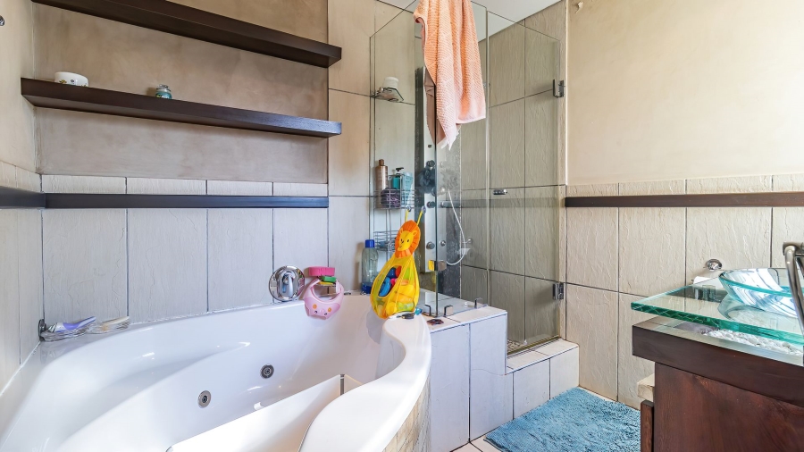 2 Bedroom Property for Sale in Linksfield Gauteng