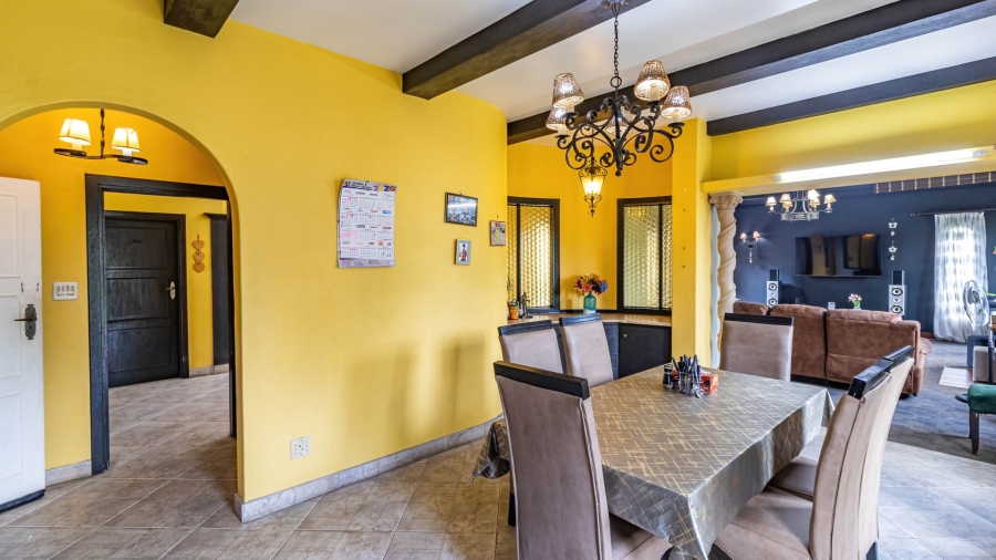 8 Bedroom Property for Sale in Oakdene Gauteng