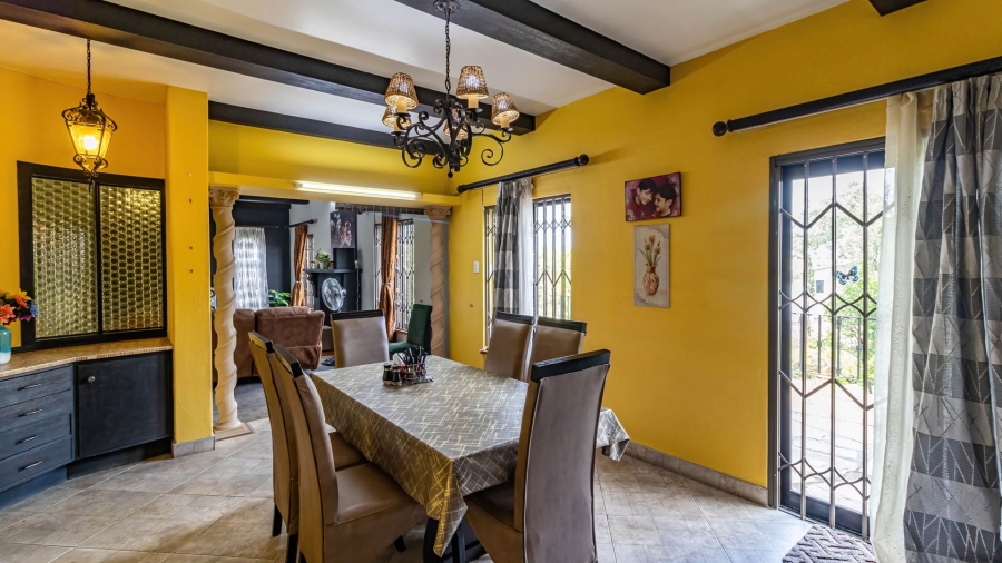 8 Bedroom Property for Sale in Oakdene Gauteng