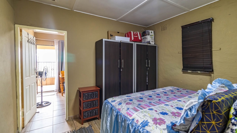 8 Bedroom Property for Sale in Oakdene Gauteng