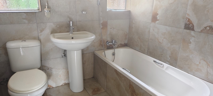 3 Bedroom Property for Sale in Selcourt Gauteng