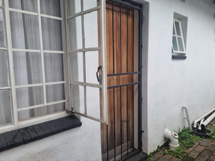 To Let 2 Bedroom Property for Rent in Lambton Gauteng