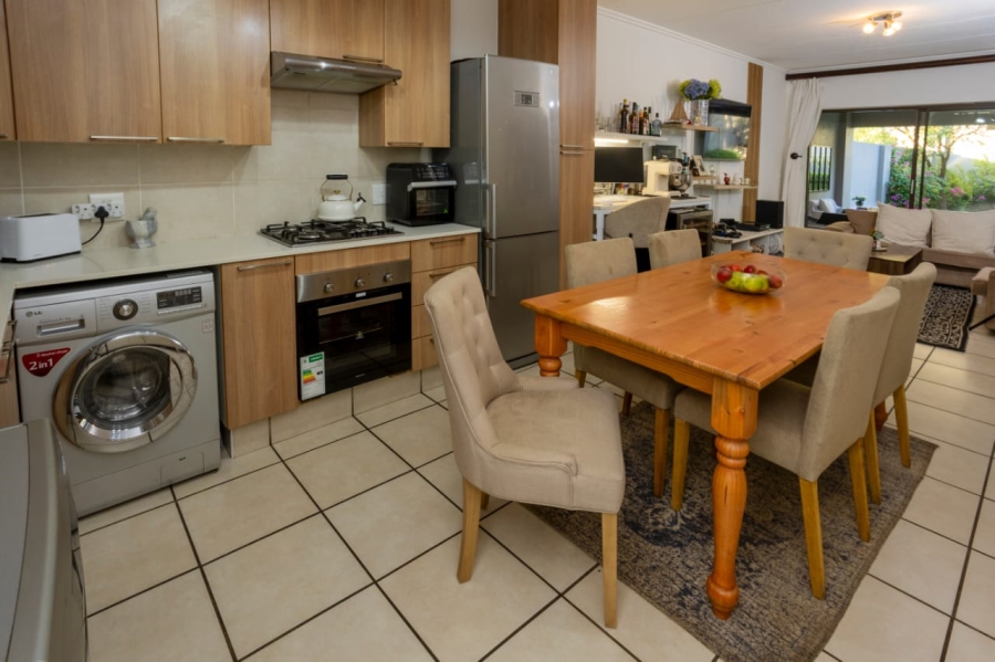 2 Bedroom Property for Sale in Bryanston Gauteng